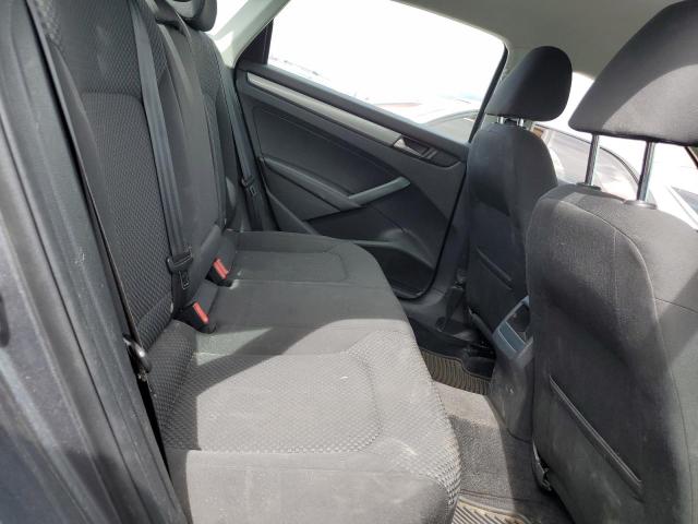 Photo 10 from auction – 2012 VOLKSWAGEN PASSAT S with VIN 1VWAP7A3XCC014604