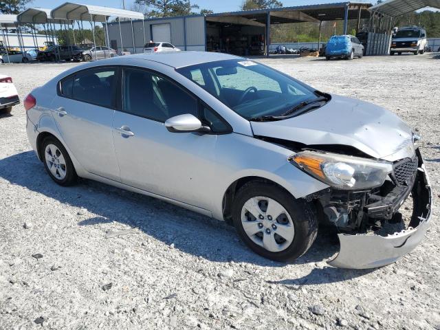 Photo 4 from auction – 2016 KIA FORTE LX with VIN KNAFK4A68G5584236