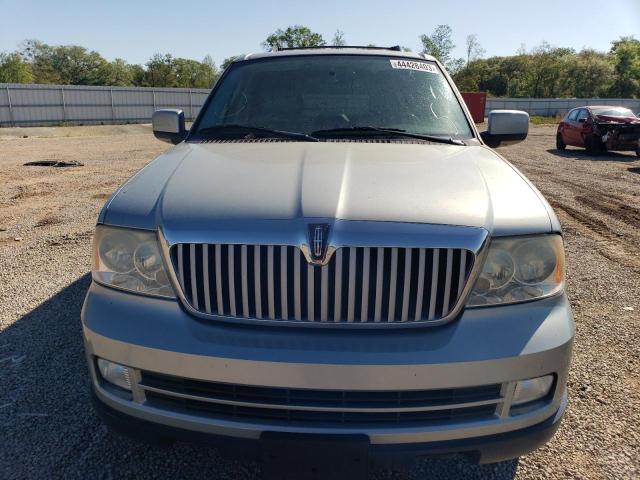 Photo 5 from auction – 2005 LINCOLN NAVIGATOR with VIN 5LMFU27595LJ20356