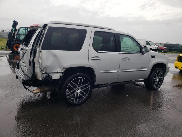 Photo 3 from auction – 2010 CADILLAC ESCALADE P with VIN 1GYUKCEF0AR286160