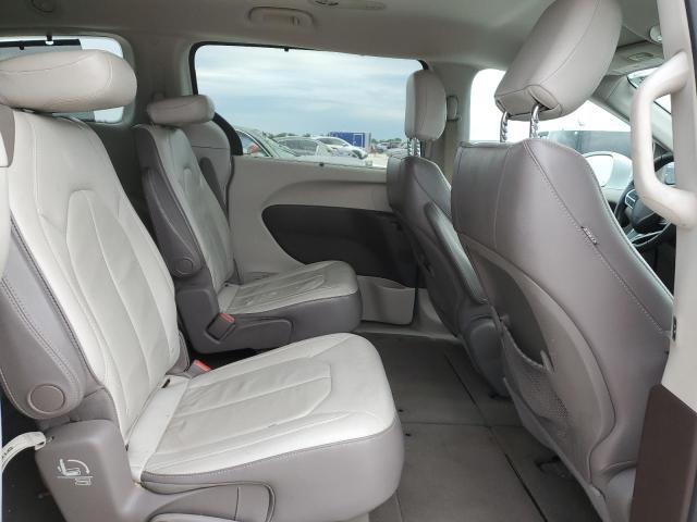 Photo 11 from auction – 2017 CHRYSLER PACIFICA T with VIN 2C4RC1BG7HR720010