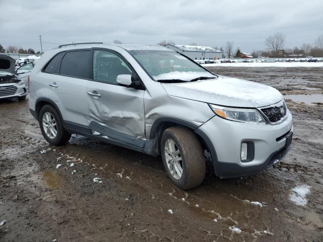 Photo 4 from auction – 2014 KIA SORENTO LX with VIN 5XYKTCA69EG446606