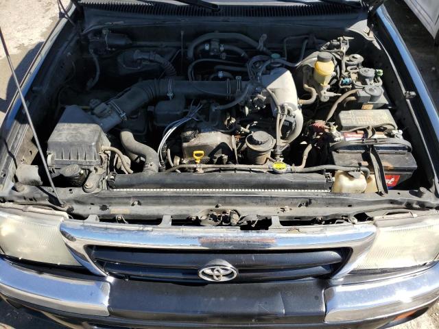 Photo 11 from auction – 2000 TOYOTA TACOMA with VIN 4TANL42N3YZ674756