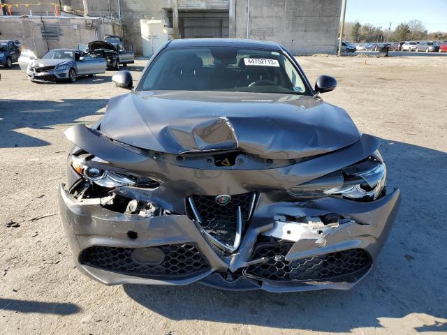 Photo 5 from auction – 2017 ALFA ROMEO GIULIA TI with VIN ZARFAECNXH7543344