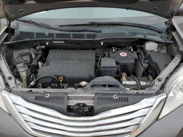 Photo 12 from auction – 2011 TOYOTA SIENNA XLE with VIN 5TDYK3DC2BS163946