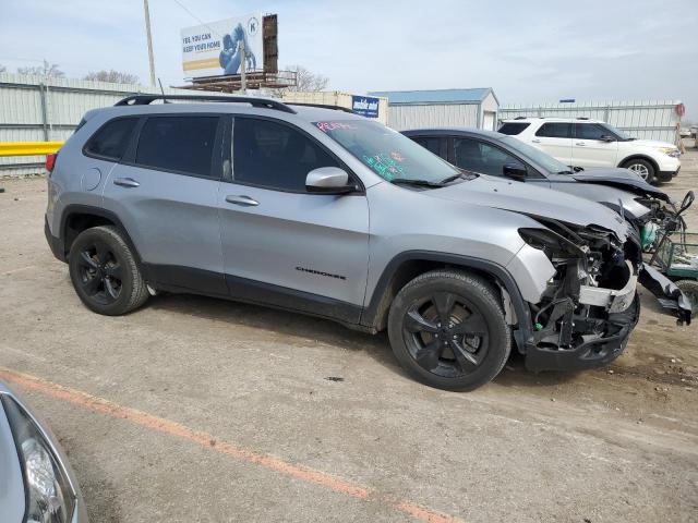 Photo 4 from auction – 2018 JEEP CHEROKEE L with VIN 1C4PJLCB3JD595740