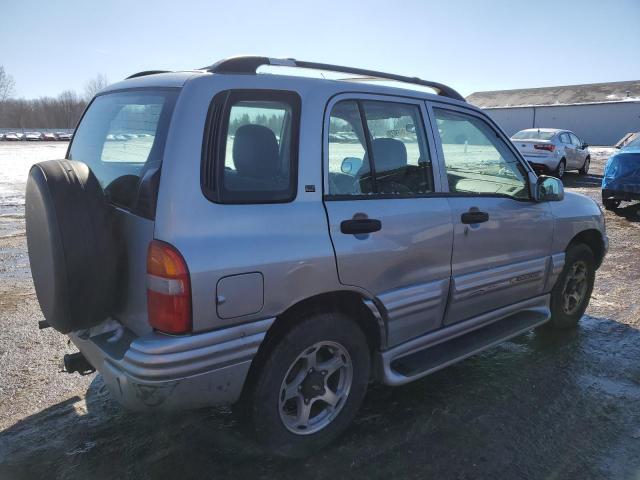 Photo 3 from auction – 2001 CHEVROLET TRACKER LT with VIN 2CNBJ634216953465