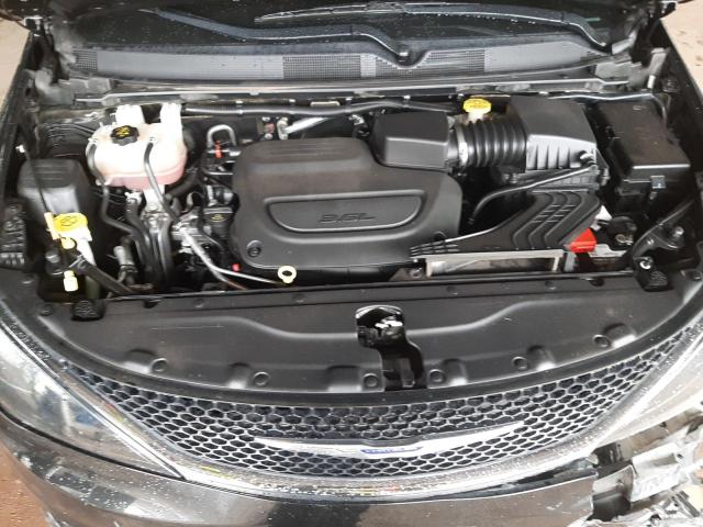 Photo 12 from auction – 2020 CHRYSLER VOYAGER LX with VIN 2C4RC1DG7LR268453