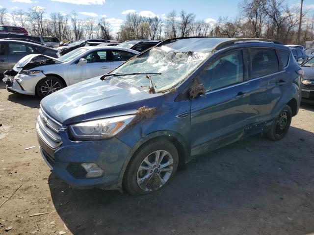 صورة رقم 1 من المزاد - 2018 FORD ESCAPE SEL مع VIN 1FMCU0HD4JUC57595
