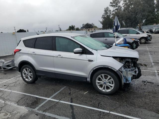 Photo 4 from auction – 2019 FORD ESCAPE SE with VIN 1FMCU0GD7KUA35930