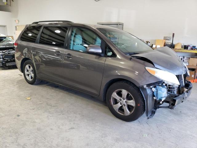 Photo 4 from auction – 2011 TOYOTA SIENNA LE with VIN 5TDKK3DC6BS006765