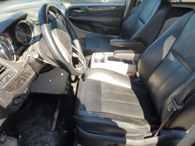 Photo 7 from auction – 2015 CHRYSLER TOWN & COU with VIN 2C4RC1CG9FR525912