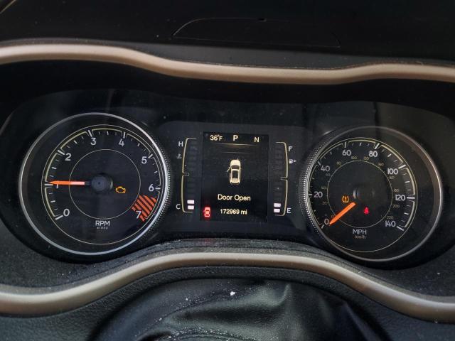 Photo 9 from auction – 2015 JEEP CHEROKEE L with VIN 1C4PJLCB0FW669241