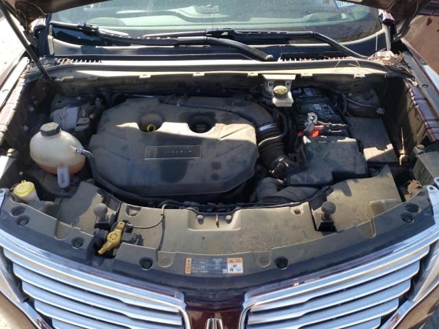 Photo 12 from auction – 2017 LINCOLN MKC SELECT with VIN 5LMCJ2D90HUL44441