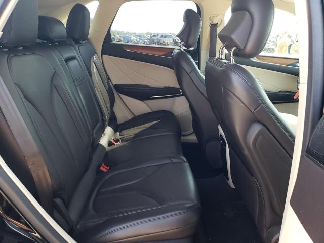 Photo 11 from auction – 2016 LINCOLN MKC RESERV with VIN 5LMCJ3D99GUJ20945