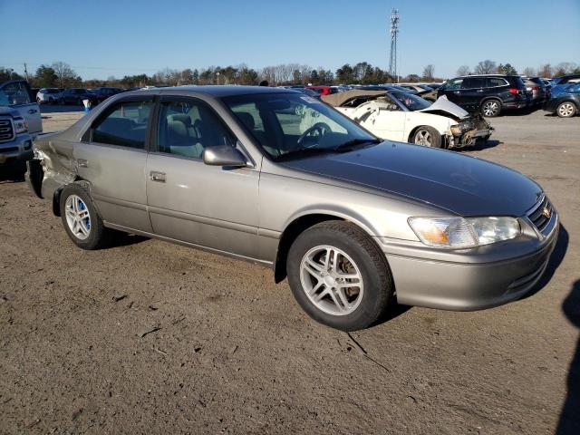 Photo 4 from auction – 2000 TOYOTA CAMRY CE with VIN JT2BG22K0Y0440593