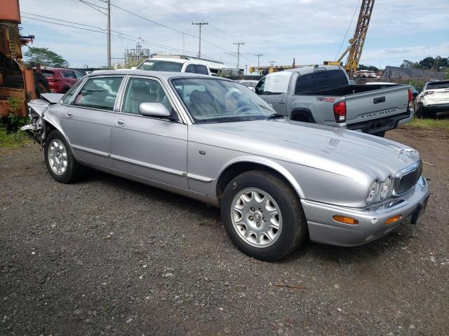 Photo 4 from auction – 2000 JAGUAR XJ8 with VIN SAJDA14C0YLF04913
