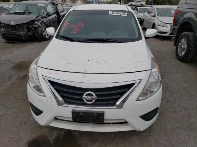 صورة رقم 5 من المزاد - 2017 NISSAN VERSA S مع VIN 3N1CN7AP1HL804795