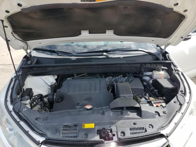 Photo 12 from auction – 2015 TOYOTA HIGHLANDER with VIN 5TDKKRFH2FS112020