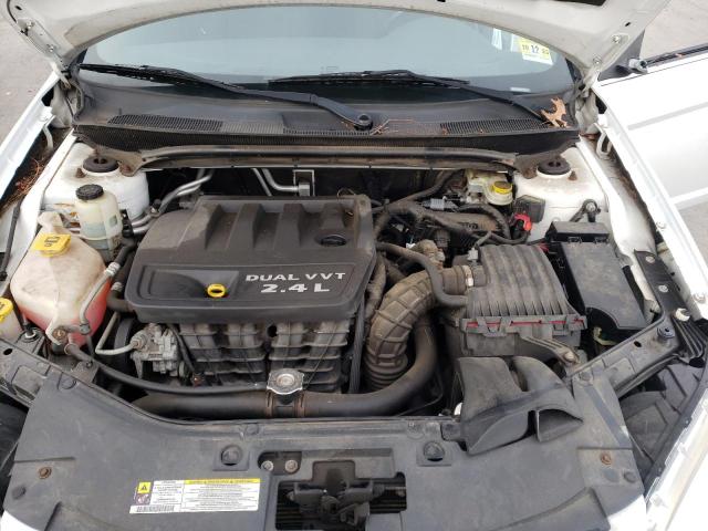 Photo 11 from auction – 2012 CHRYSLER 200 TOURIN with VIN 1C3CCBBB0CN230406