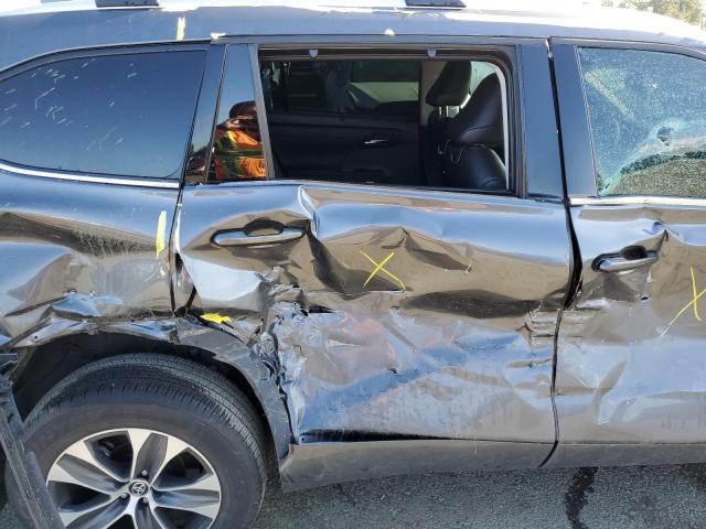 Фото 10 с аукциона – 2022 TOYOTA HIGHLANDER с VIN 5TDHBRCH8NS562543