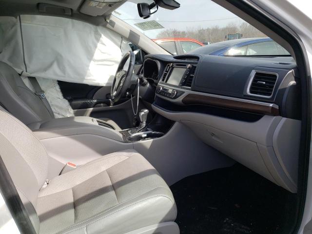 Photo 7 from auction – 2014 TOYOTA HIGHLANDER with VIN 5TDDKRFH1ES069152