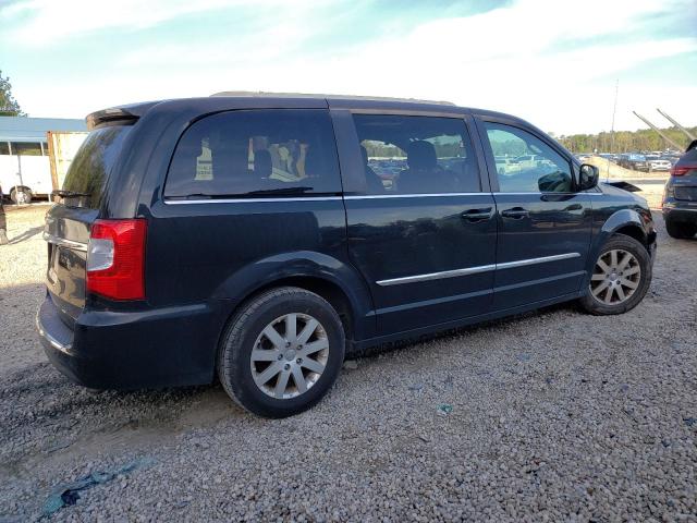 Photo 3 from auction – 2015 CHRYSLER TOWN & COU with VIN 2C4RC1BG8FR673177