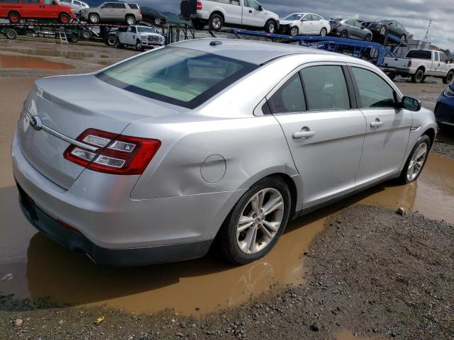Photo 3 from auction – 2015 FORD TAURUS SE with VIN 1FAHP2D85FG151660