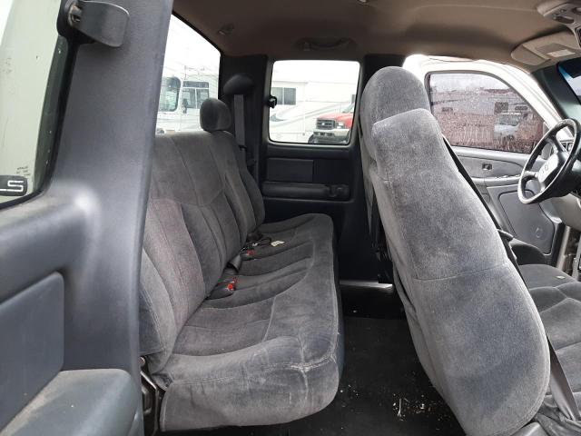 Photo 10 from auction – 2000 CHEVROLET SILVERADO with VIN 1GCGK29U3YE183029