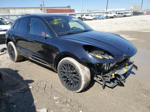 Фото 4 с аукциона – 2017 PORSCHE MACAN GTS с VIN WP1AG2A52HLB50948