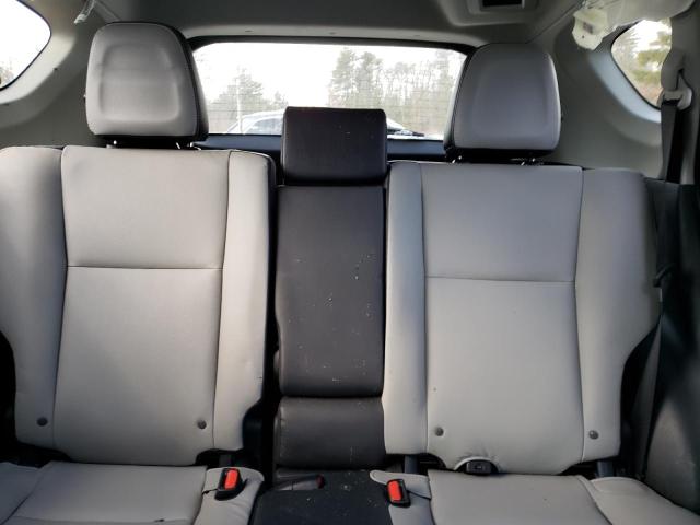 Photo 10 from auction – 2018 TOYOTA RAV4 LIMIT with VIN JTMDFREV9JJ255847