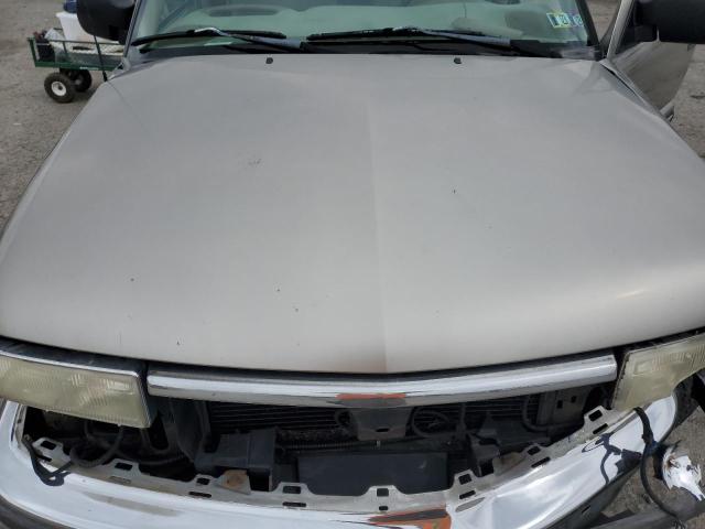 Photo 11 from auction – 1999 CHEVROLET BLAZER with VIN 1GNDT13W5X2124012