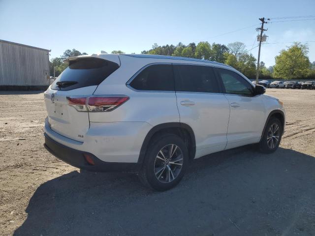 Photo 3 from auction – 2016 TOYOTA HIGHLANDER with VIN 5TDKKRFH5GS158491