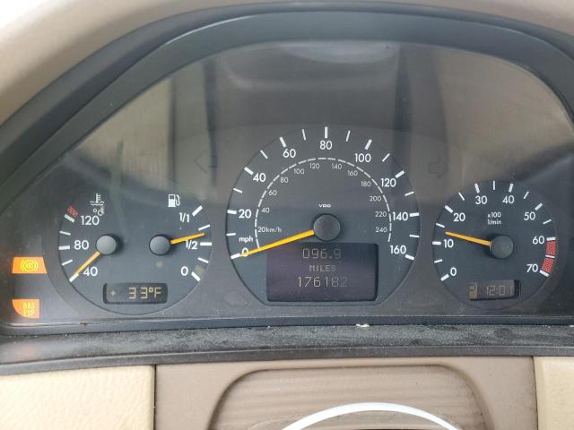 Photo 9 from auction – 2000 MERCEDES-BENZ E 320 with VIN WDBJF65JXYB012145