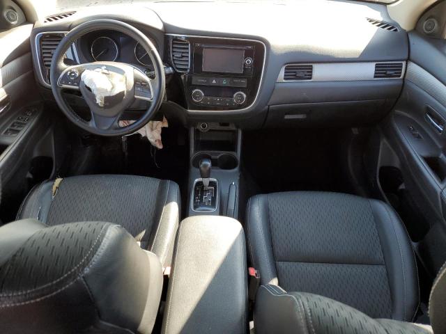 Photo 8 from auction – 2015 MITSUBISHI OUTLANDER with VIN JA4AZ3A30FZ005962