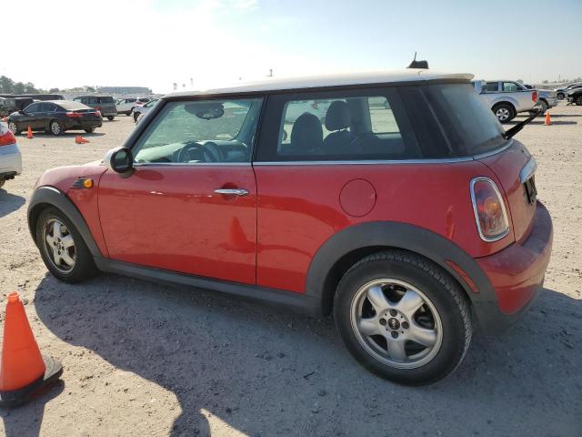 Photo 2 from auction – 2009 MINI COOPER with VIN WMWMF33589TW73779