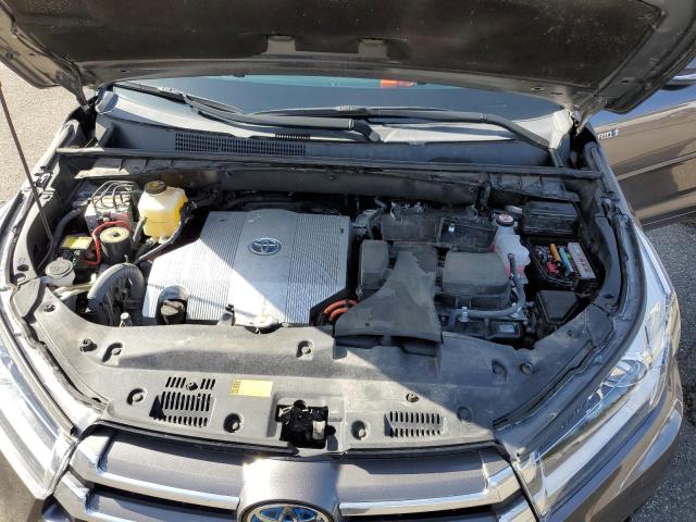 Photo 11 from auction – 2018 TOYOTA HIGHLANDER with VIN 5TDDGRFH6JS050107