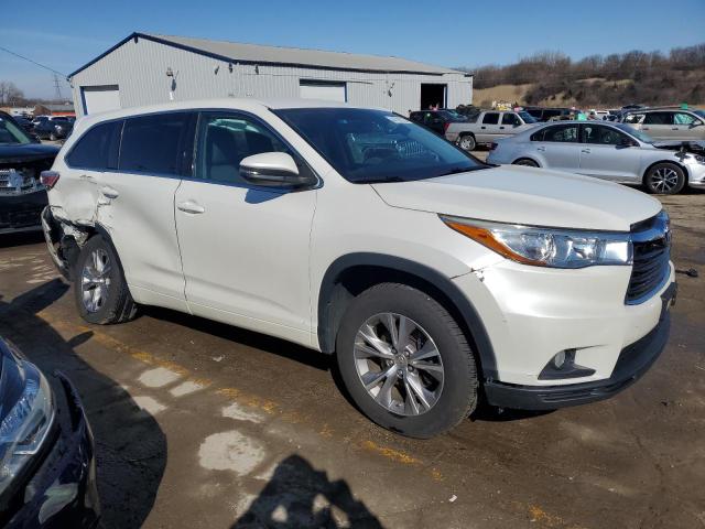 Photo 4 from auction – 2015 TOYOTA HIGHLANDER with VIN 5TDZKRFHXFS098320