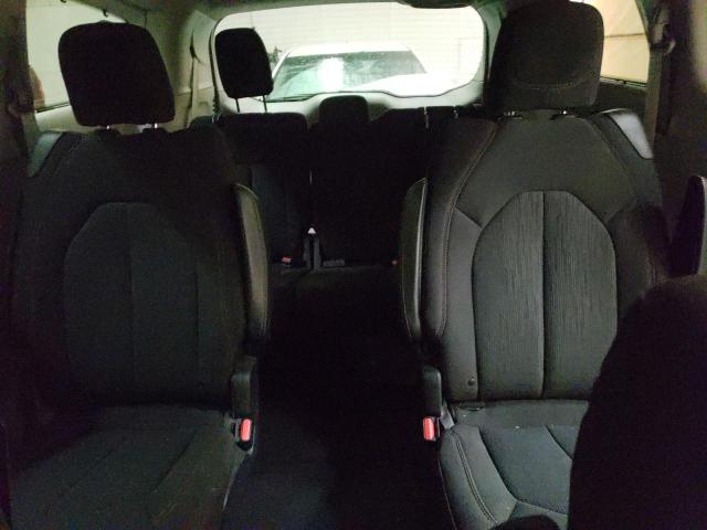 Photo 10 from auction – 2017 CHRYSLER PACIFICA T with VIN 2C4RC1BG6HR782126