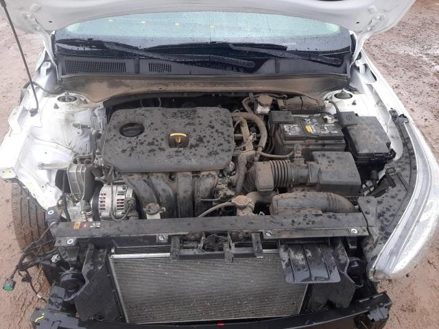 Photo 11 from auction – 2021 KIA FORTE FE with VIN 3KPF24AD2ME373793