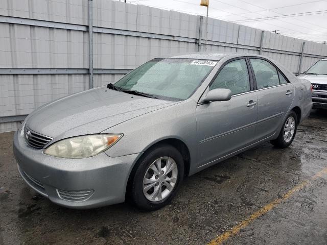 TOYOTA CAMRY 2005 with VIN 4T1BF32K75U603482 - Photo from auction