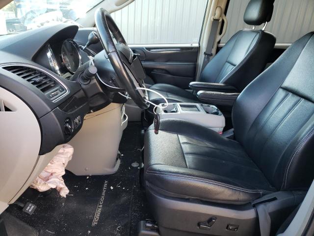 Photo 7 from auction – 2015 CHRYSLER TOWN & COU with VIN 2C4RC1BG8FR673177