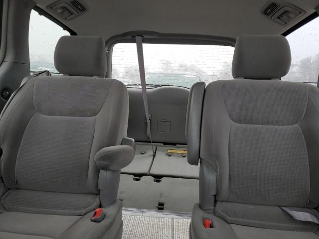 Photo 10 from auction – 2004 TOYOTA SIENNA with VIN 5TDZA23C74S136800