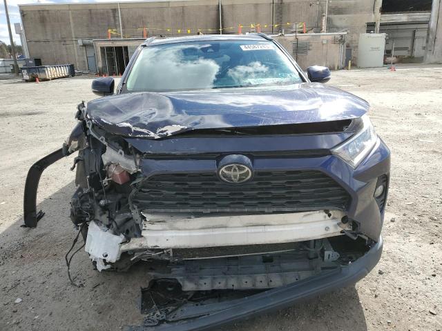 Photo 5 from auction – 2019 TOYOTA RAV4 XLE with VIN JTMP1RFV1KJ007670