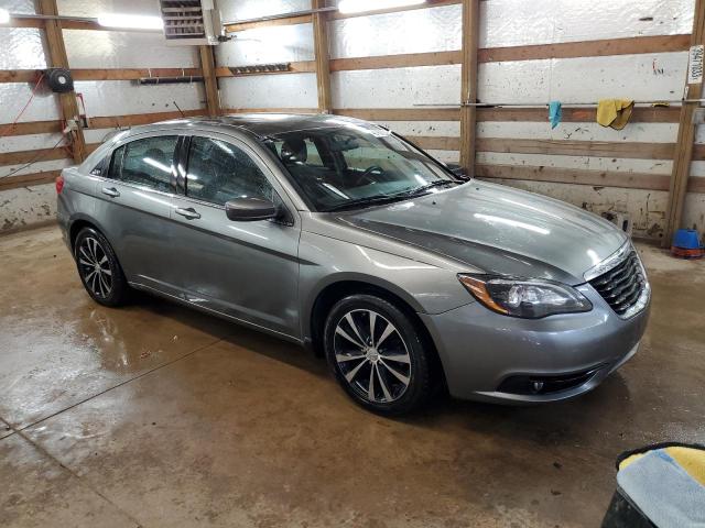 Photo 4 from auction – 2012 CHRYSLER 200 TOURIN with VIN 1C3CCBBG4CN304695