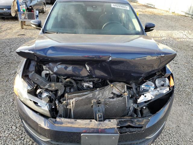 Photo 11 from auction – 2015 VOLKSWAGEN PASSAT S with VIN 1VWAS7A32FC073715
