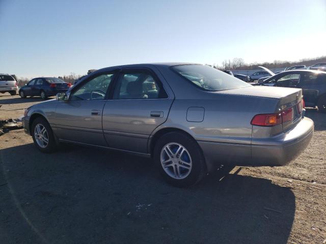 Photo 2 from auction – 2000 TOYOTA CAMRY CE with VIN JT2BG22K0Y0440593