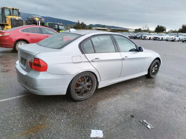 Photo 3 from auction – 2006 BMW 325 I with VIN WBAVB135X6KR60319