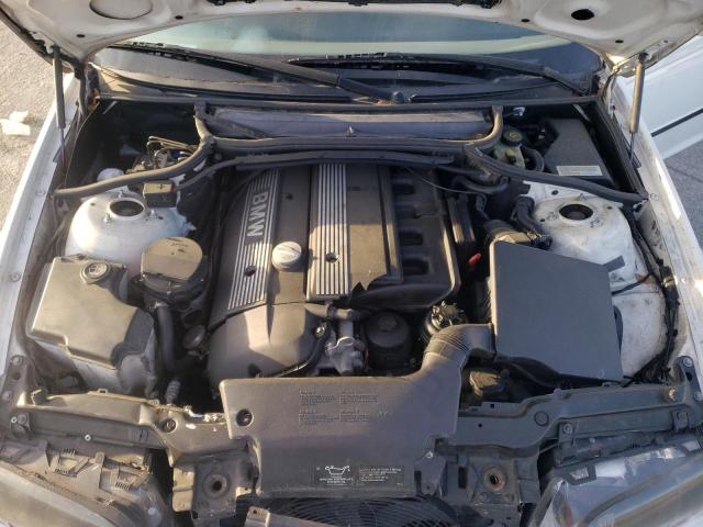 Photo 11 from auction – 2003 BMW 325 XI with VIN WBAEU33413PM56723