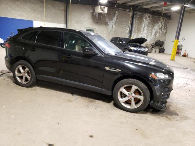 Photo 4 from auction – 2017 JAGUAR F-PACE PRE with VIN SADCJ2BV5HA099150